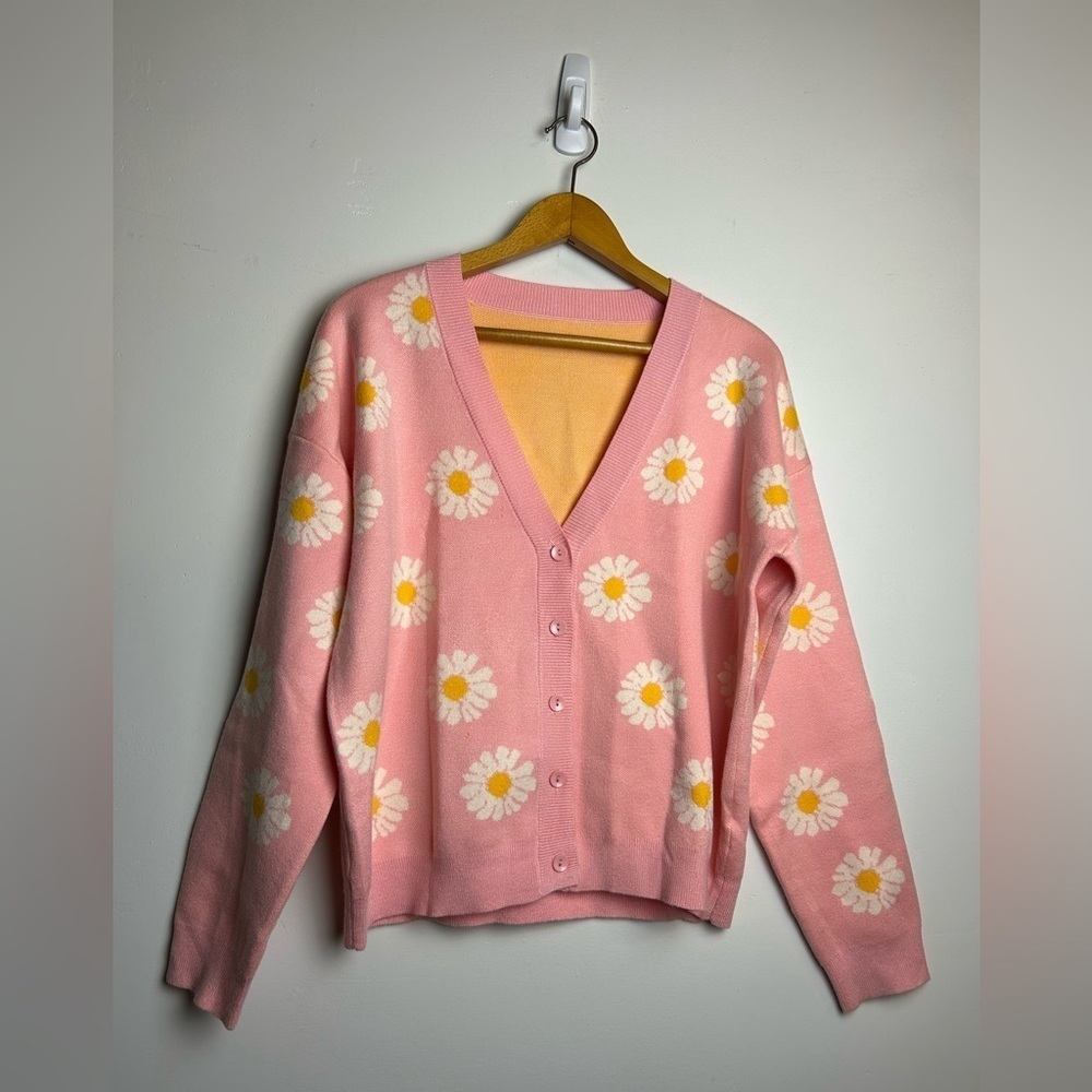 Floral Cardigan Sweater Women M Long Sleeve Pink‎ Floral Barbiecore Old Money